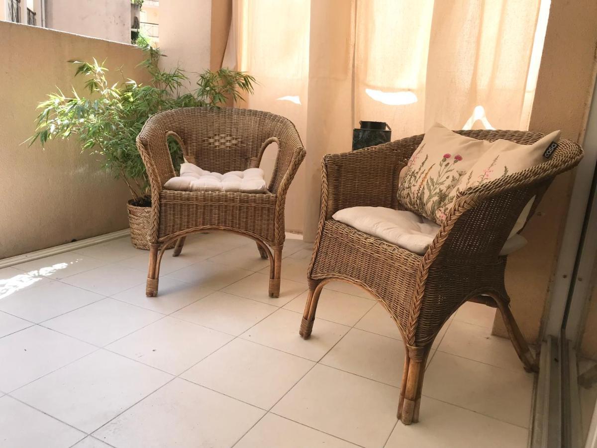 Steps To The Beach Apart In Cannes With Parking Экстерьер фото